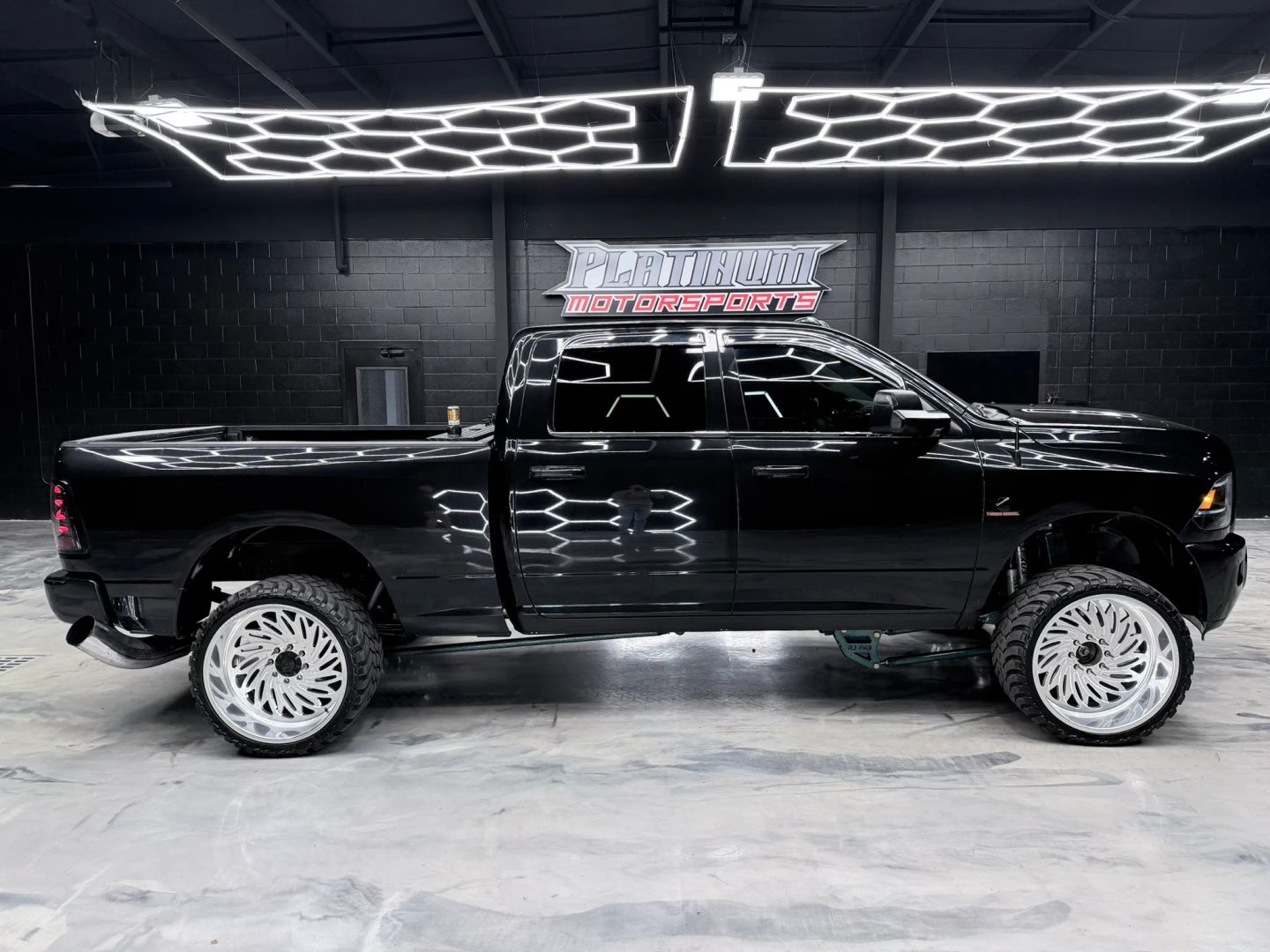 ram ram 3500 pickup 2016 3C63R3DL7GG318705 image ram ram 3500 pickup 2016 3C63R3DL7GG318705 image